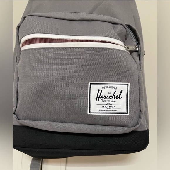 Herschel Supply Co. 22L Pop Quiz Grey/Black Backpack - Picture 7 of 13